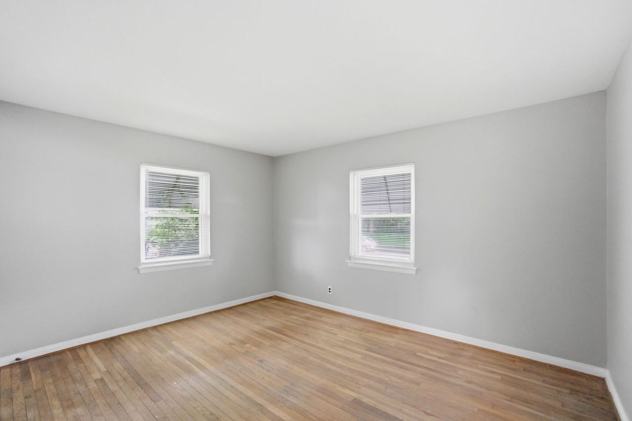 3267 Walmar Dr - Photo 5 of 39