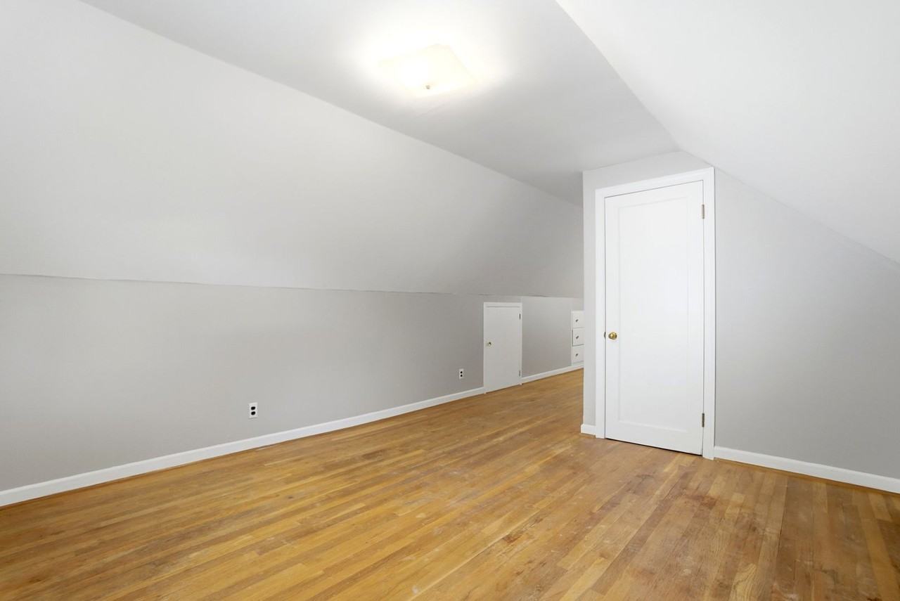3267 Walmar Dr - Photo 6 of 39