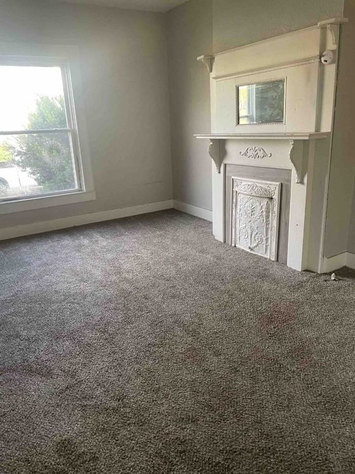 307 N Isabella St - Photo 4 of 8
