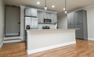 featured image of 1737 Arbor Hills Dr Se