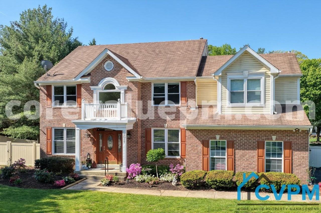 13017 Weiss Dr - Photo 2 of 43