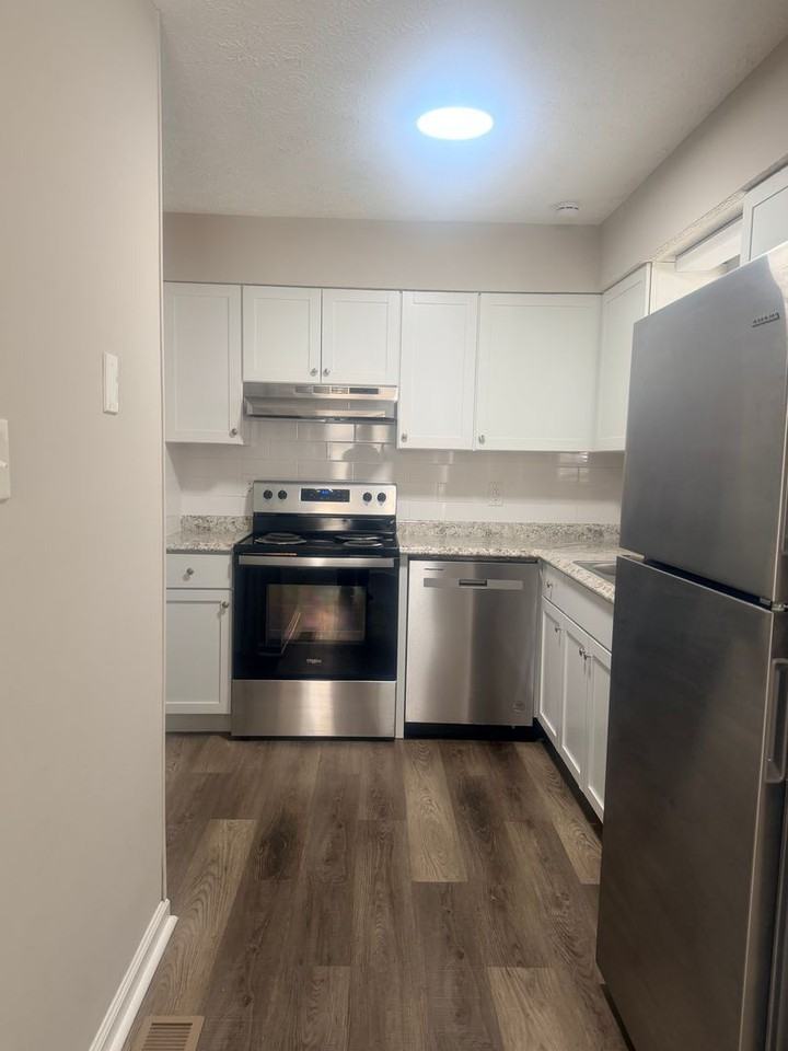 2511 Cedar Ln - Photo 5 of 30