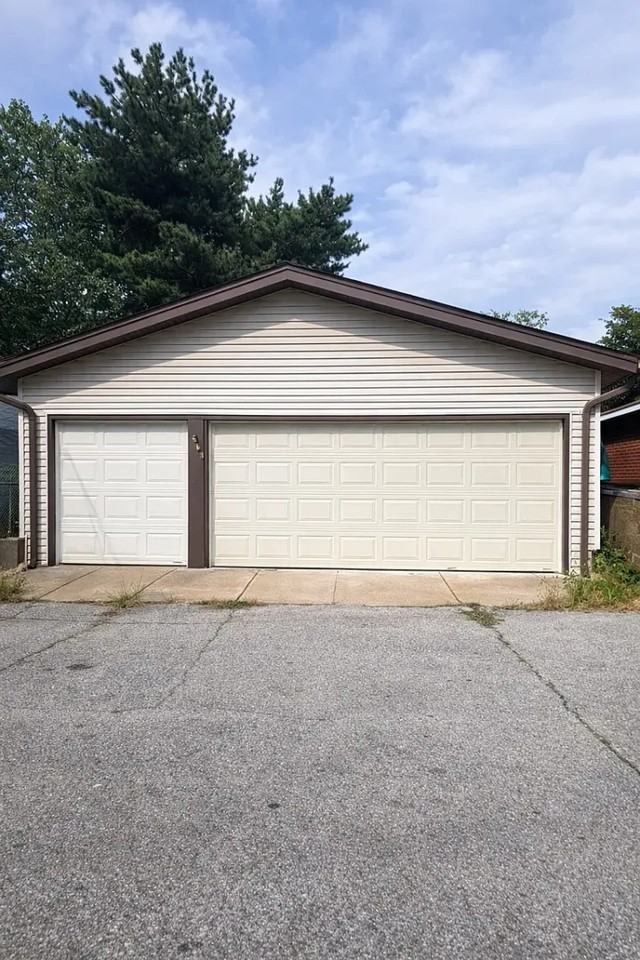 5448 Lisette Ave - Photo 5 of 16