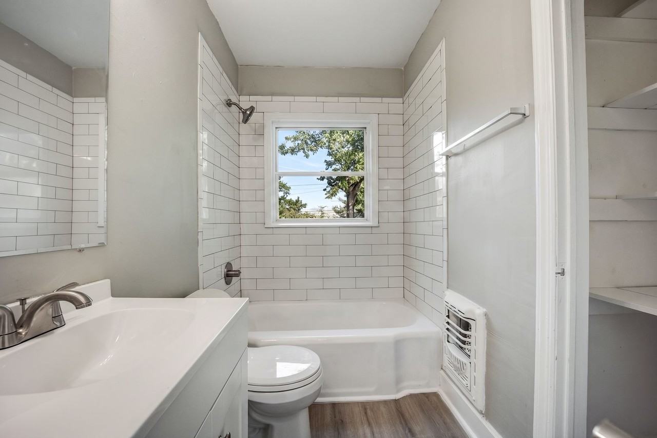 516 N 35th St - Photo 4 of 18