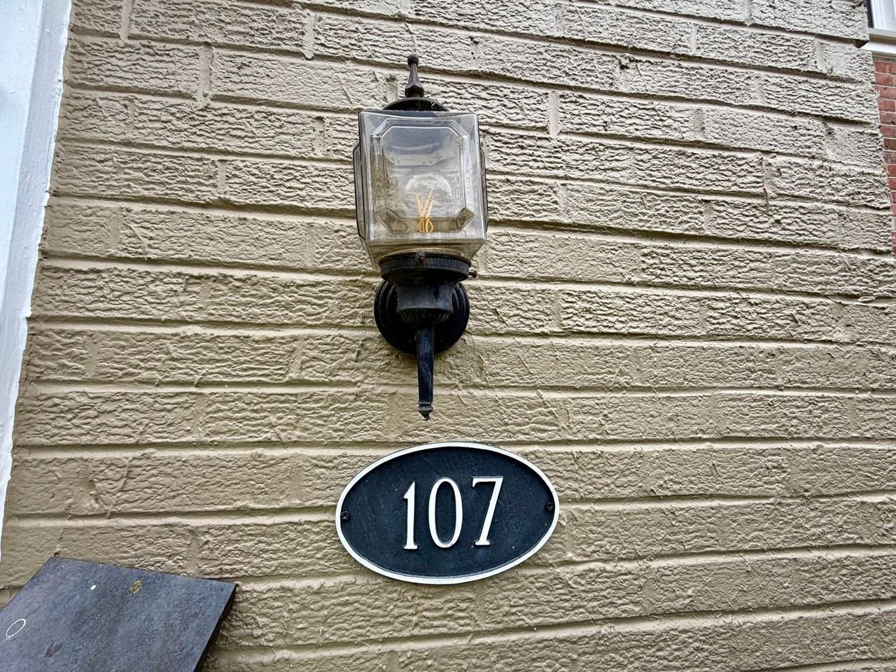 107 Georgetown Grn - Photo 3 of 41