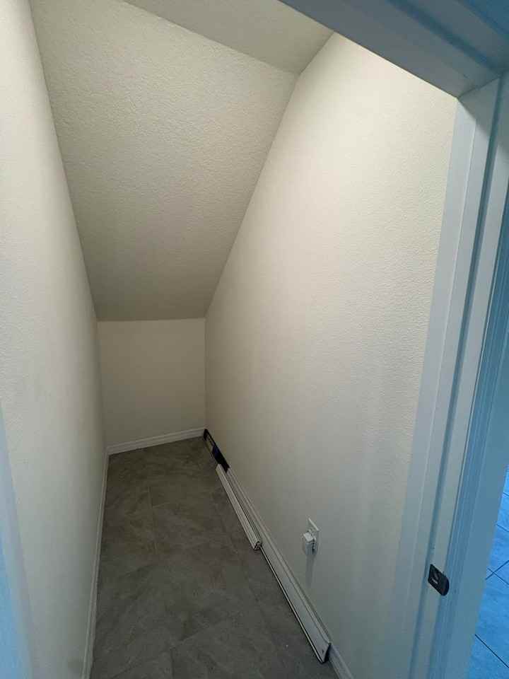 1558 Tali Ln - Photo 6 of 27