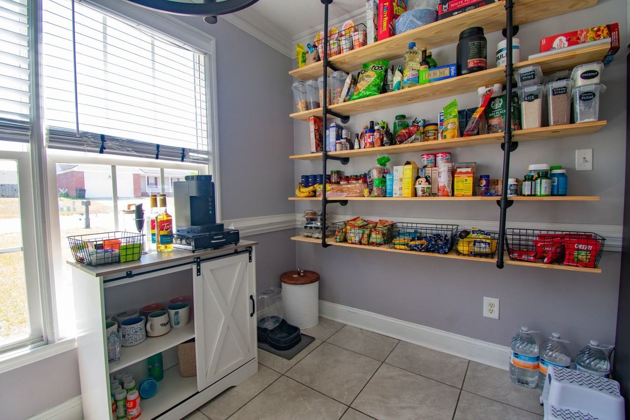 1212 Alexwood Dr - Photo 5 of 24