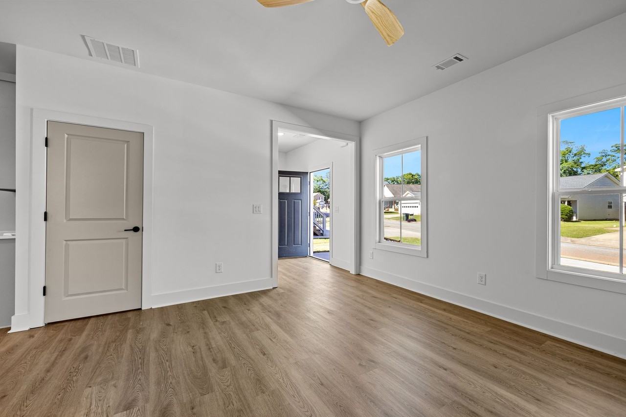 119 Wrightsburg Way - Photo 3 of 18