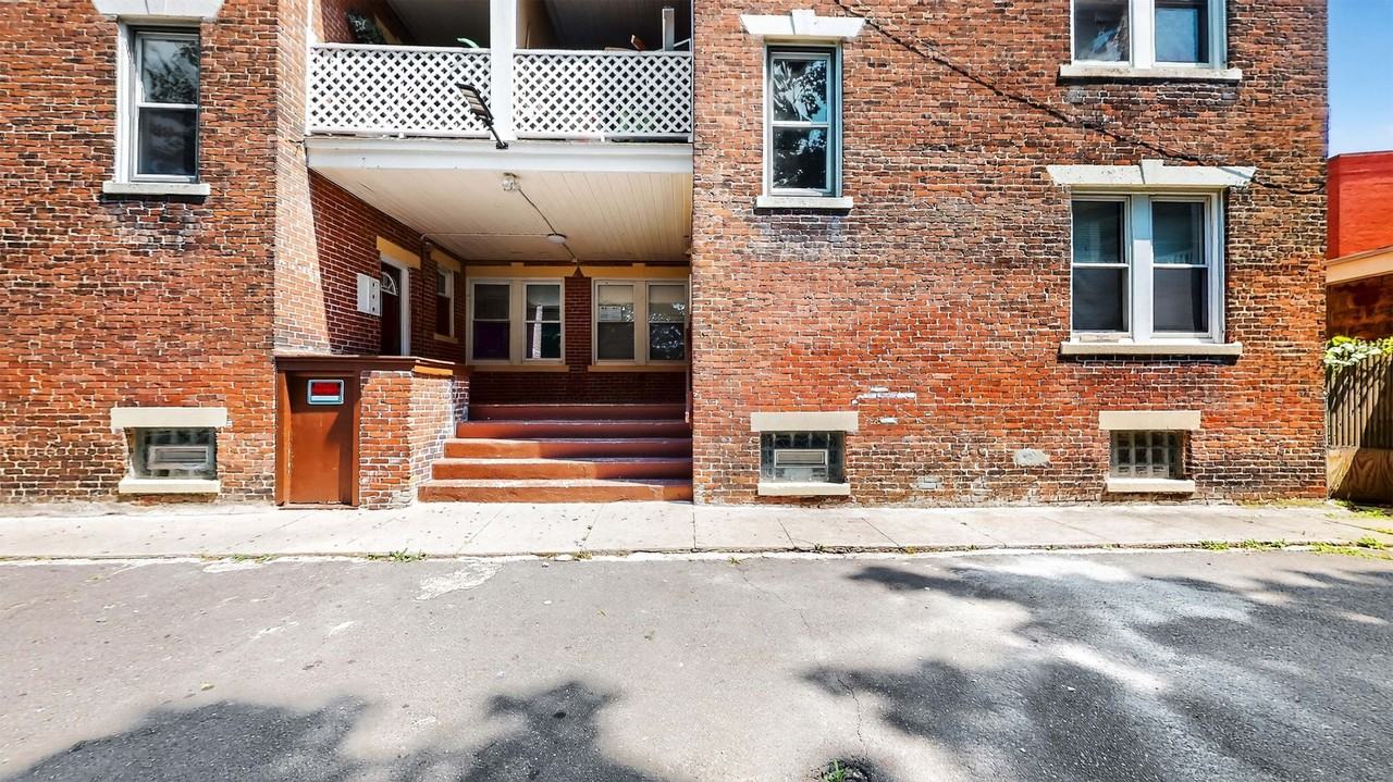 9 Porter Street Ct - Photo 3 of 9