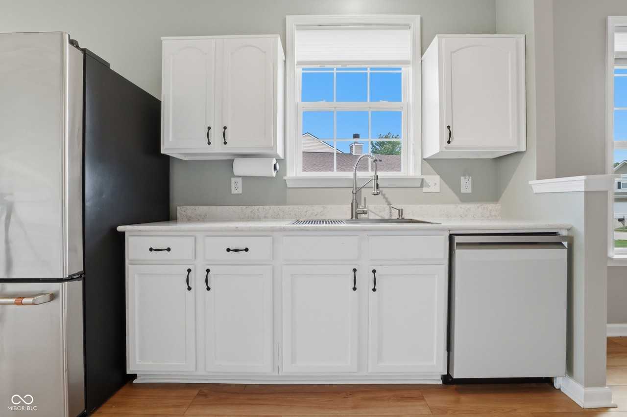 3835 Dusty Sands Rd - Photo 6 of 23