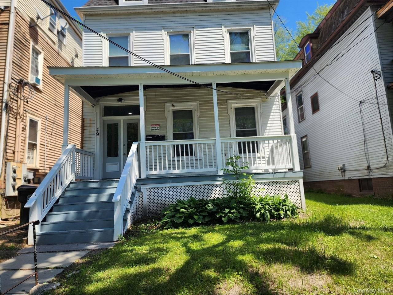 49 Carroll St #1 - Photo 2 of 15