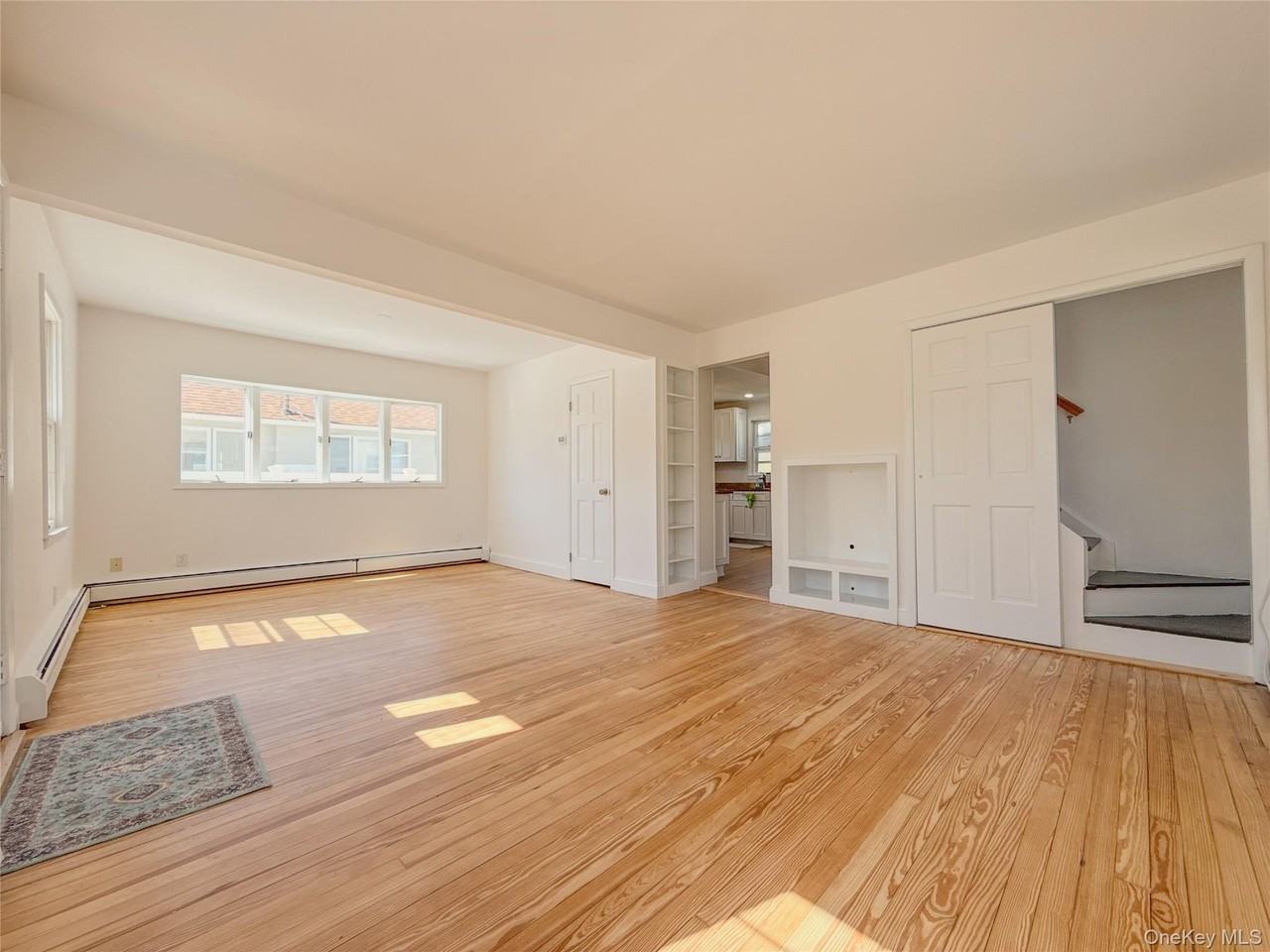23 Garden City Ave - Photo 7 of 15