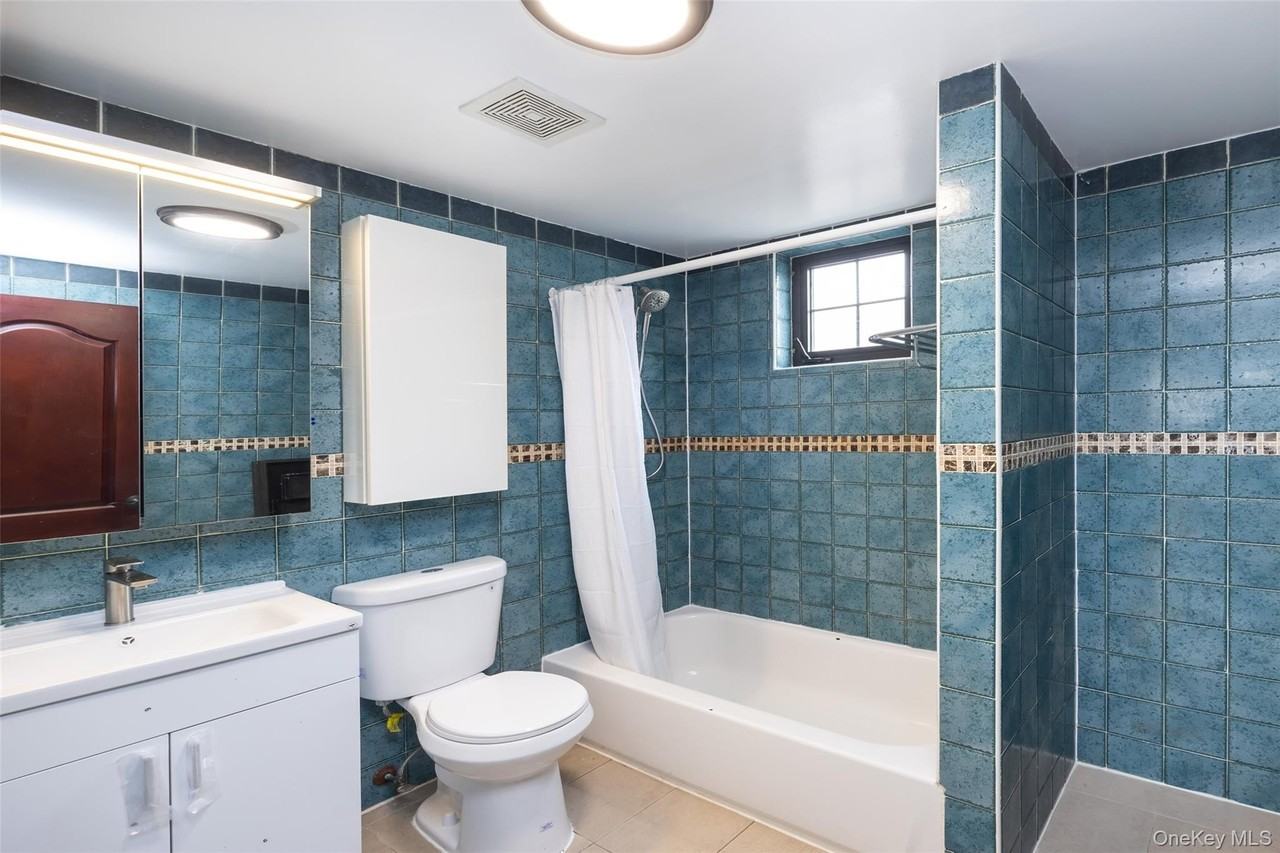 6339 136th St #2 - Photo 7 of 9