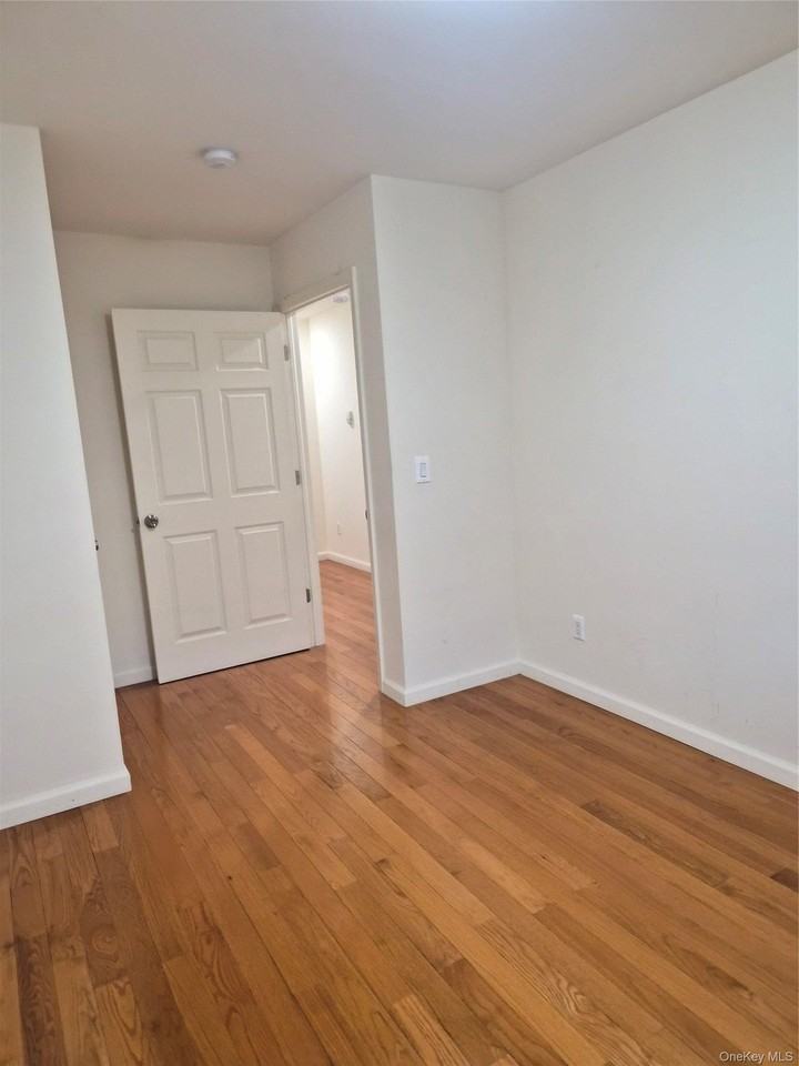 22003 64th Ave - Photo 4 of 10