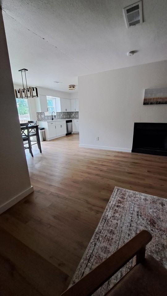 Brook Crest Rd - Photo 4 of 11