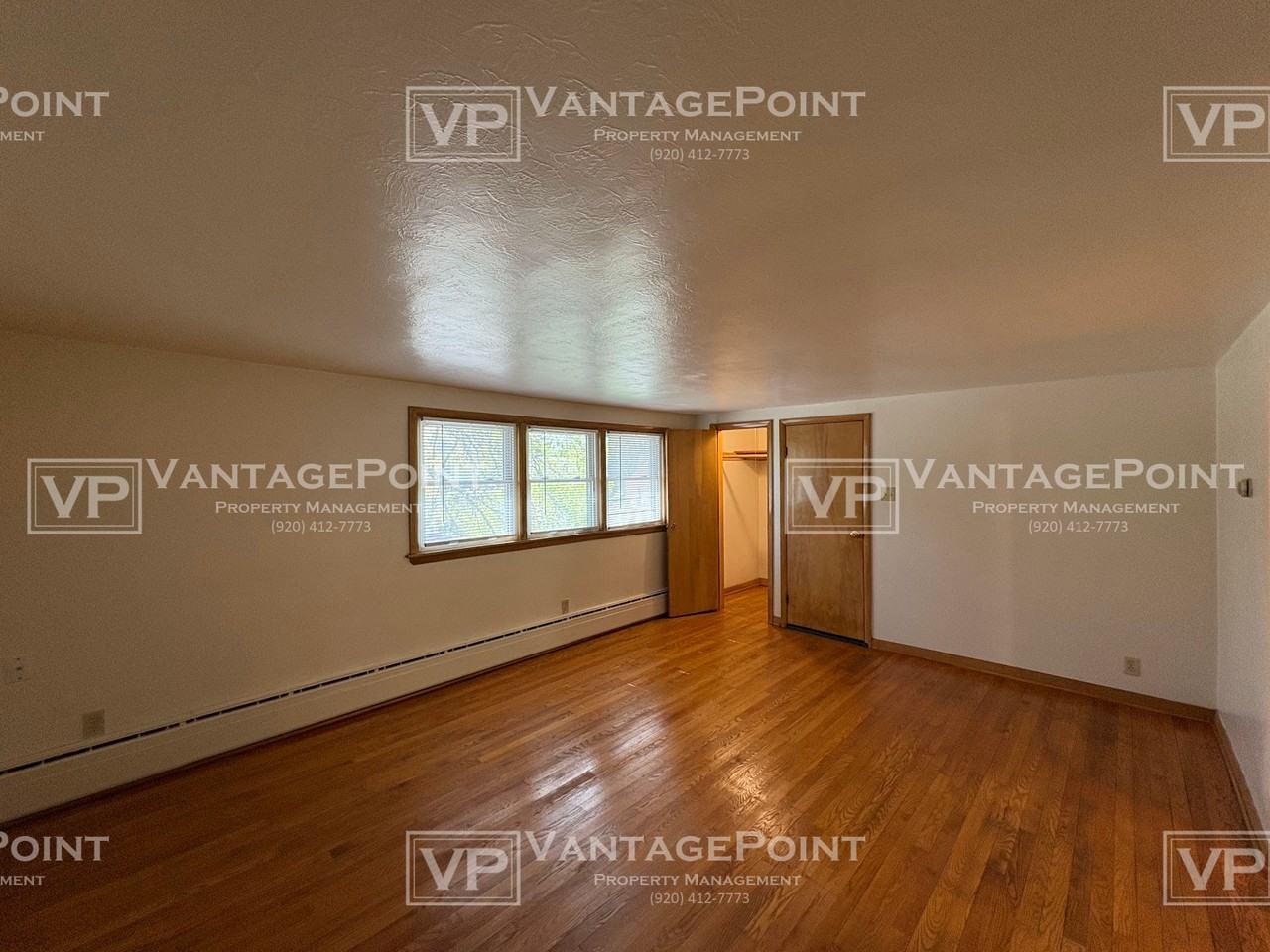 122 1/2 S Oneida St - Photo 7 of 19