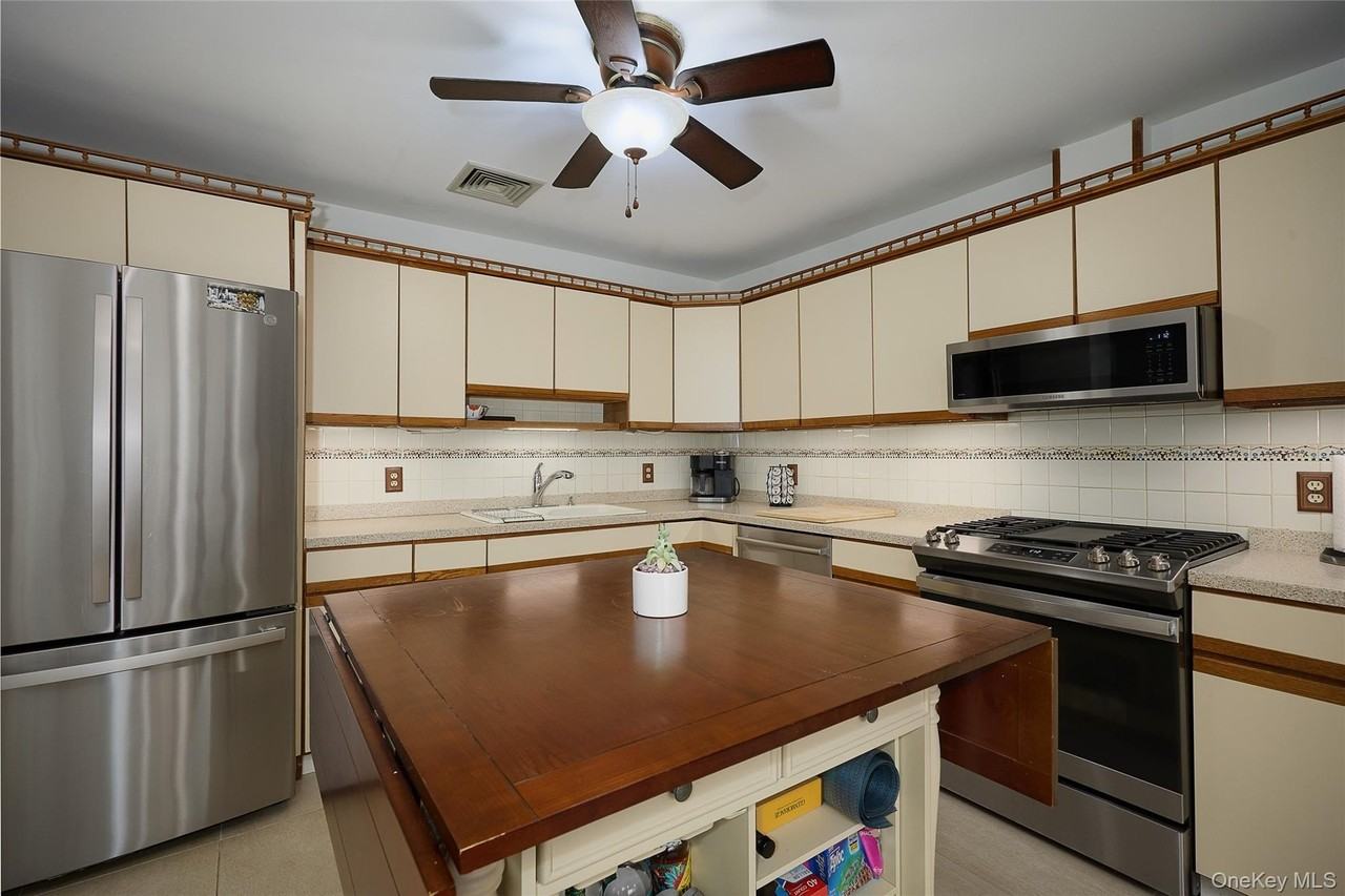 34 Maple Brook Rd - Photo 6 of 25