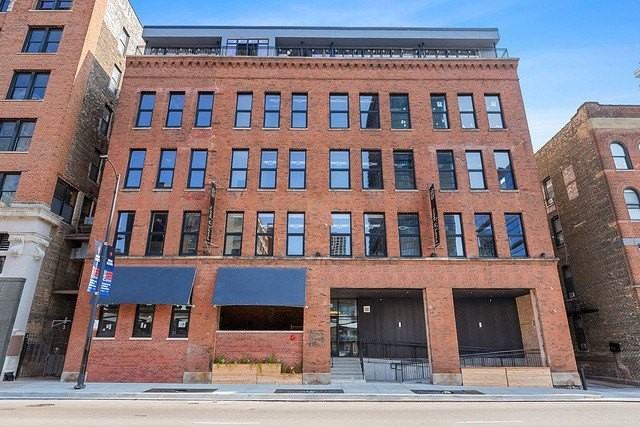 153 W Ohio St #406