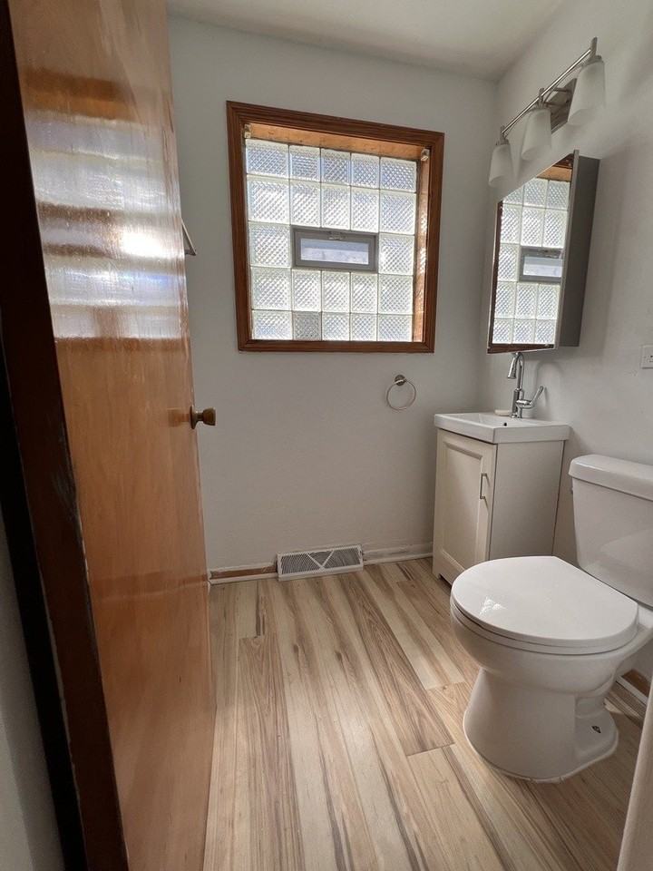 9594 S Colfax Ave #0 - Photo 7 of 14