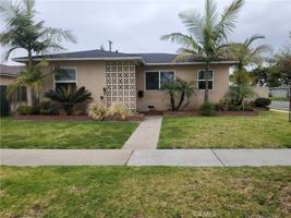 featured image of 13203 Isis Ave