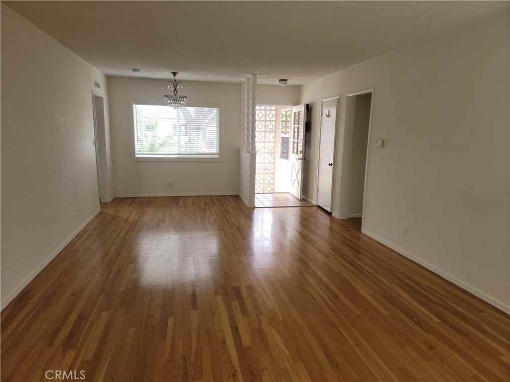 13203 Isis Ave - Photo 4 of 7