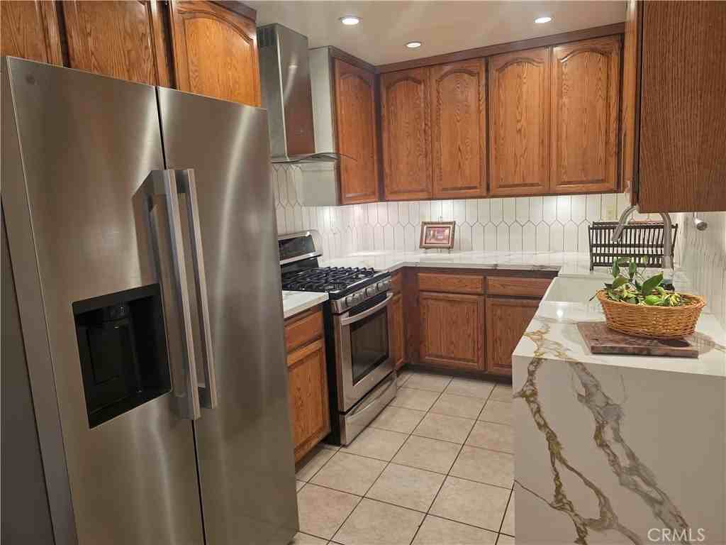 2426 Manet Ln - Photo 5 of 25