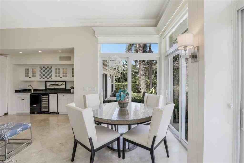 655 Galleon Dr - Photo 6 of 49
