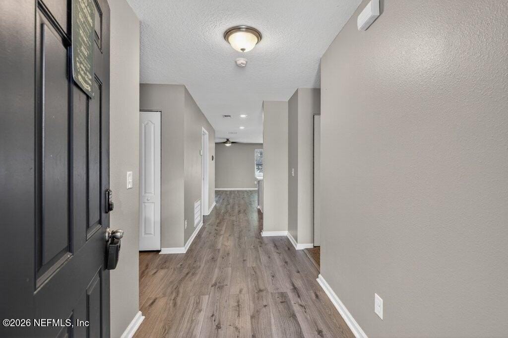 9099 Tahoe Ln - Photo 5 of 37