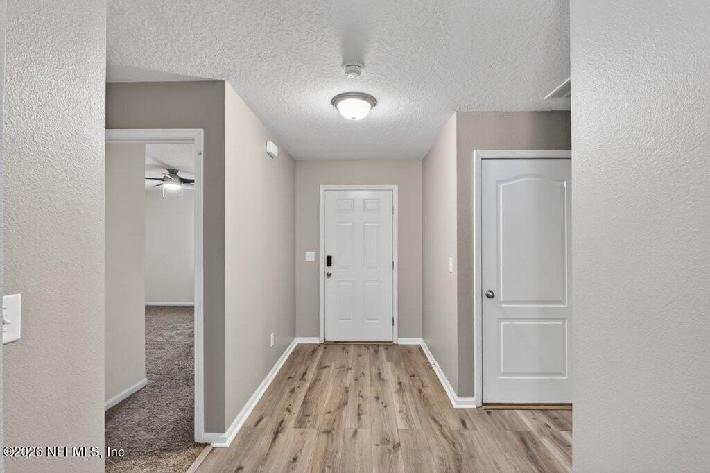 9099 Tahoe Ln - Photo 6 of 37