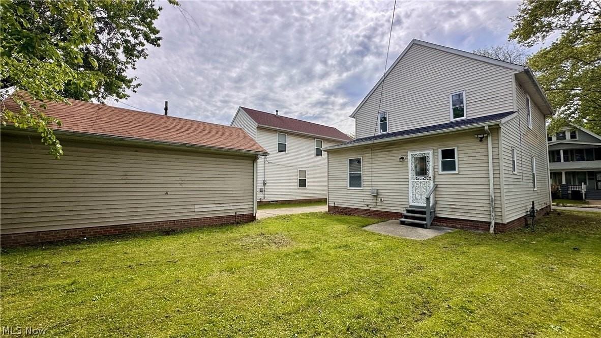 571 E 115th St - Photo 4 of 27