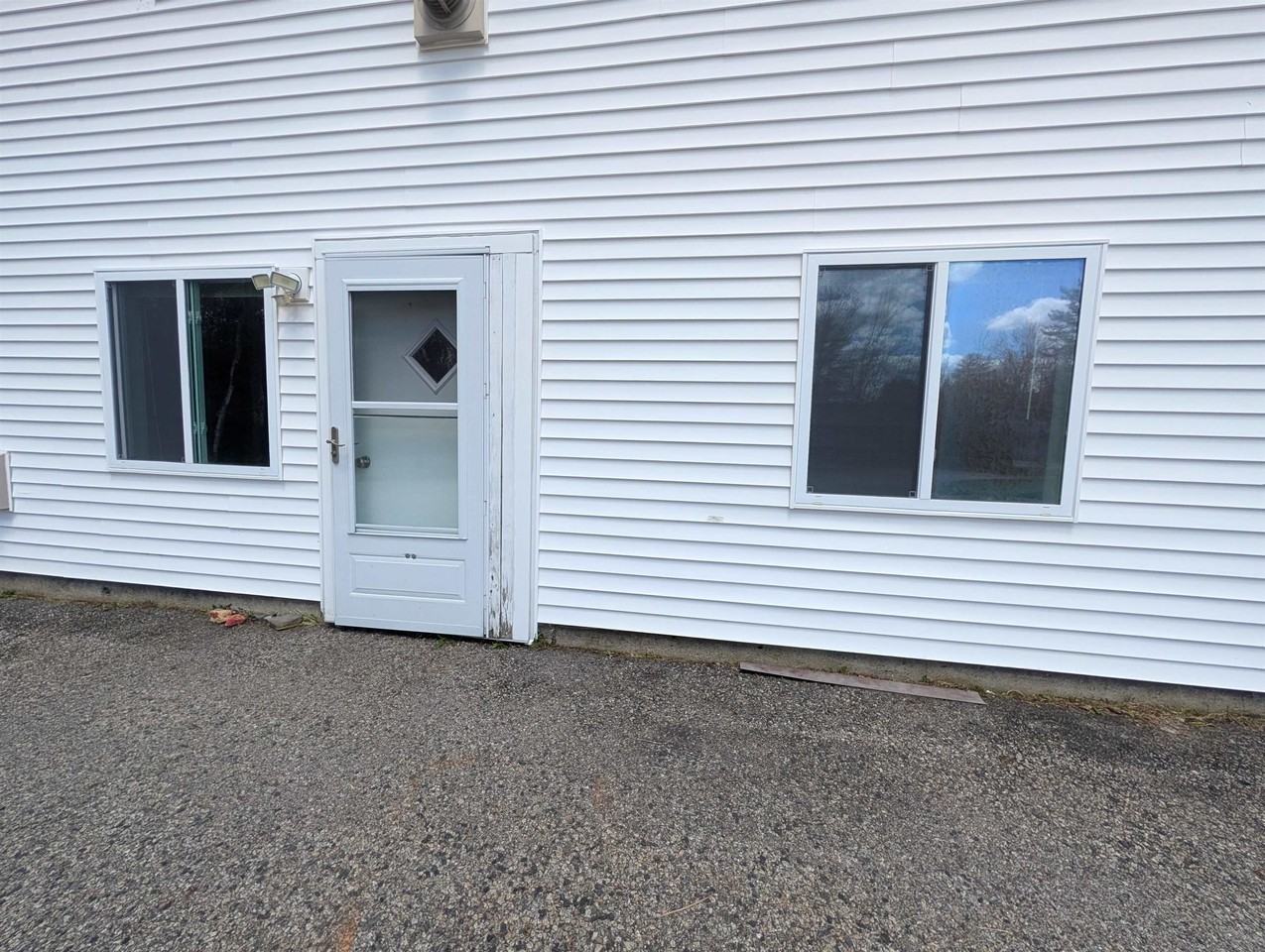 425 Carl Broggi Hwy #1 - Photo 2 of 12