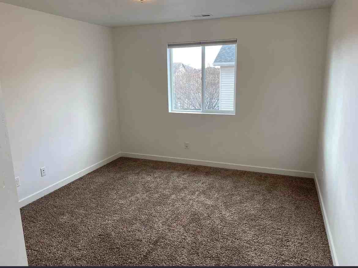 937 W Stonehaven Dr - Photo 7 of 14