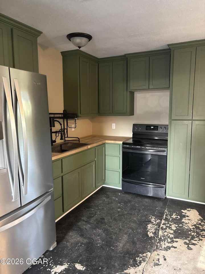 515 Ellis St #B - Photo 3 of 8