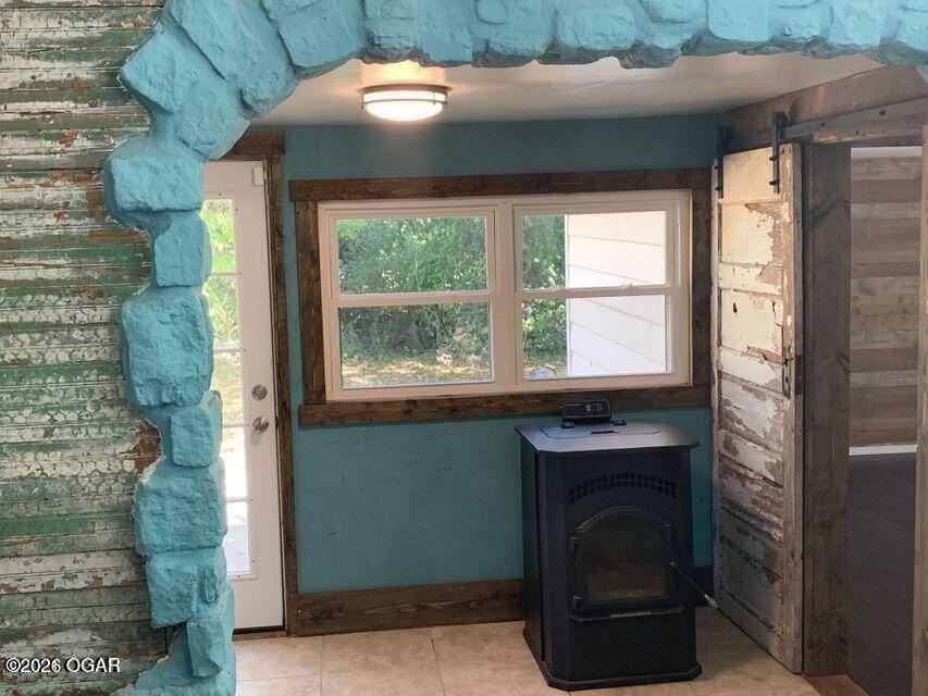 316 Wheeler St - Photo 3 of 16