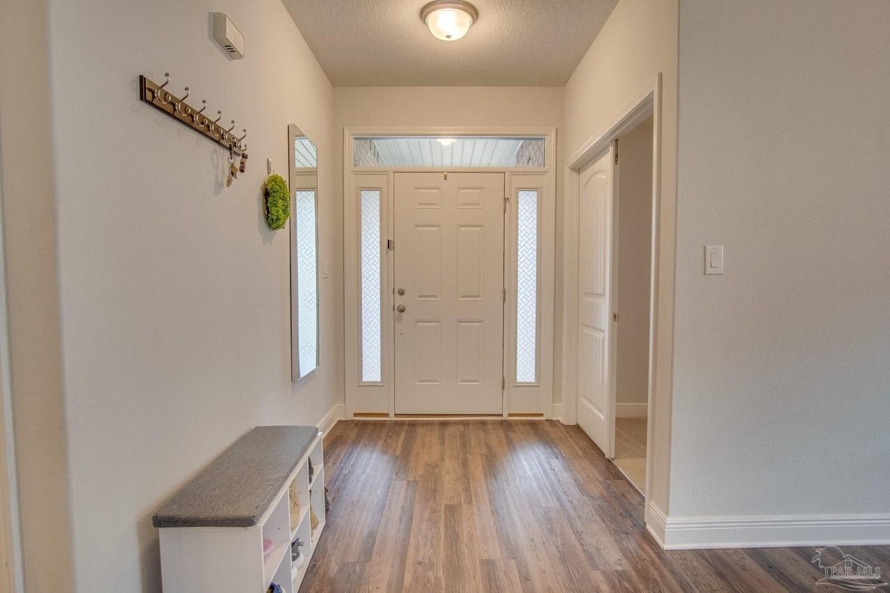 3633 Conley Dr - Photo 5 of 43