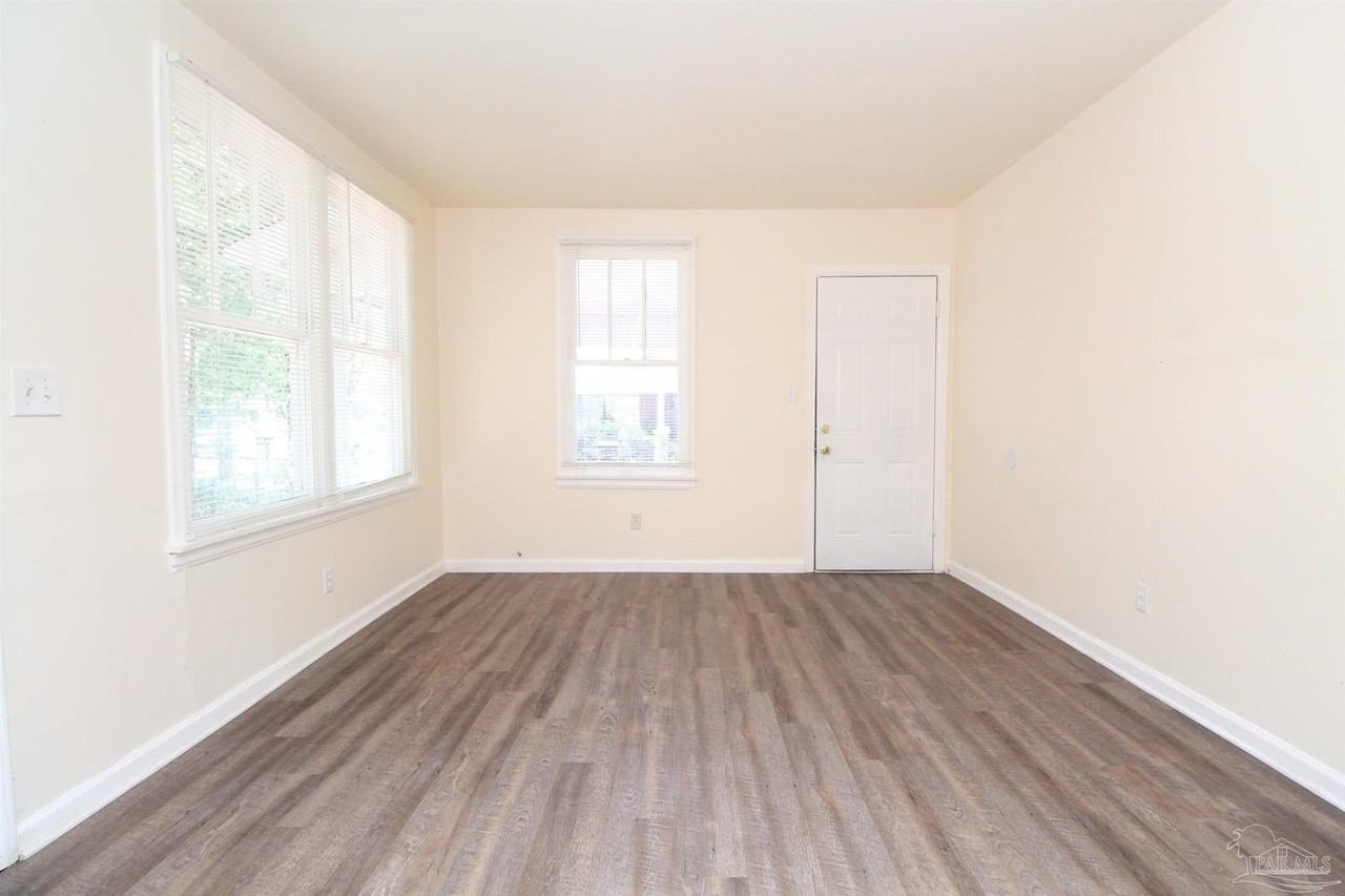 1218 N Kirk St - Photo 3 of 18