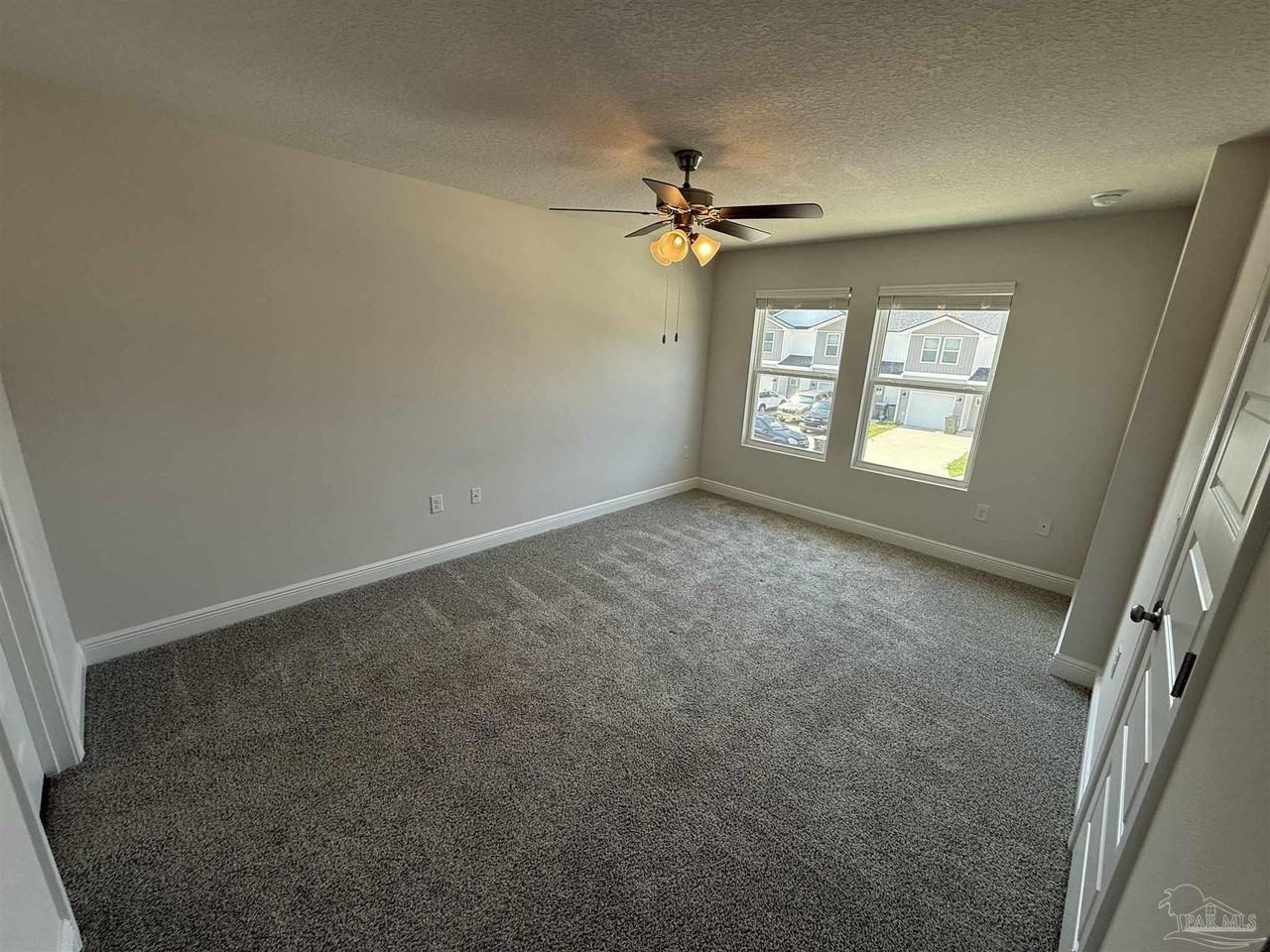 9052 Golden Eye Dr - Photo 2 of 11