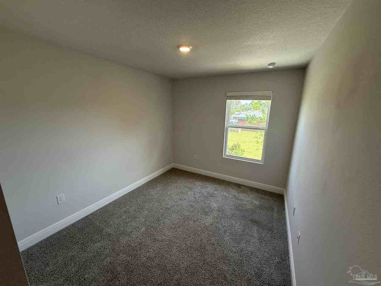 9052 Golden Eye Dr - Photo 7 of 11