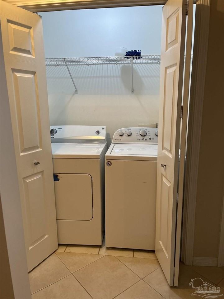 8958 Ellen Ct - Photo 4 of 12