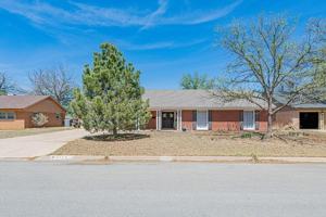 featured image of 2818 Frontier Dr
