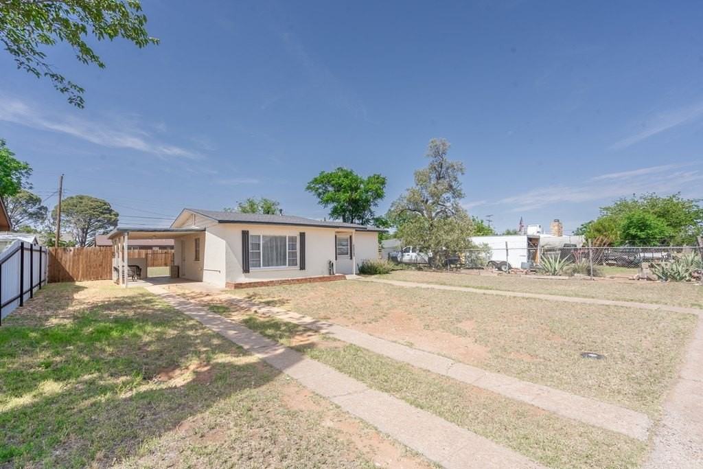 3506 Apache Dr - Photo 2 of 17