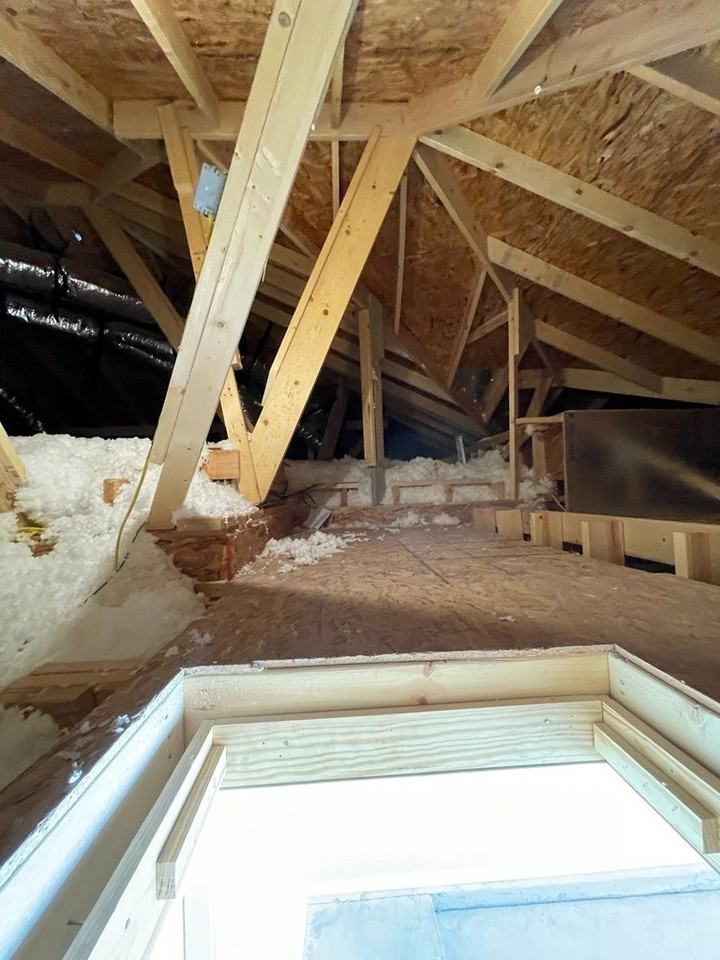 1301 Bajada St - Photo 5 of 23