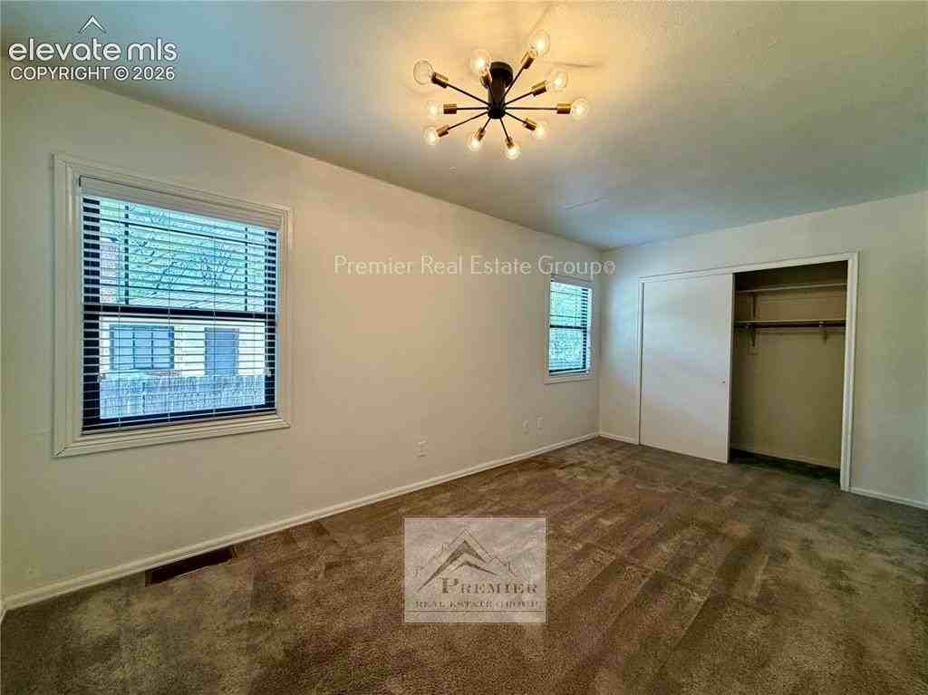17 Alsace Way - Photo 7 of 14