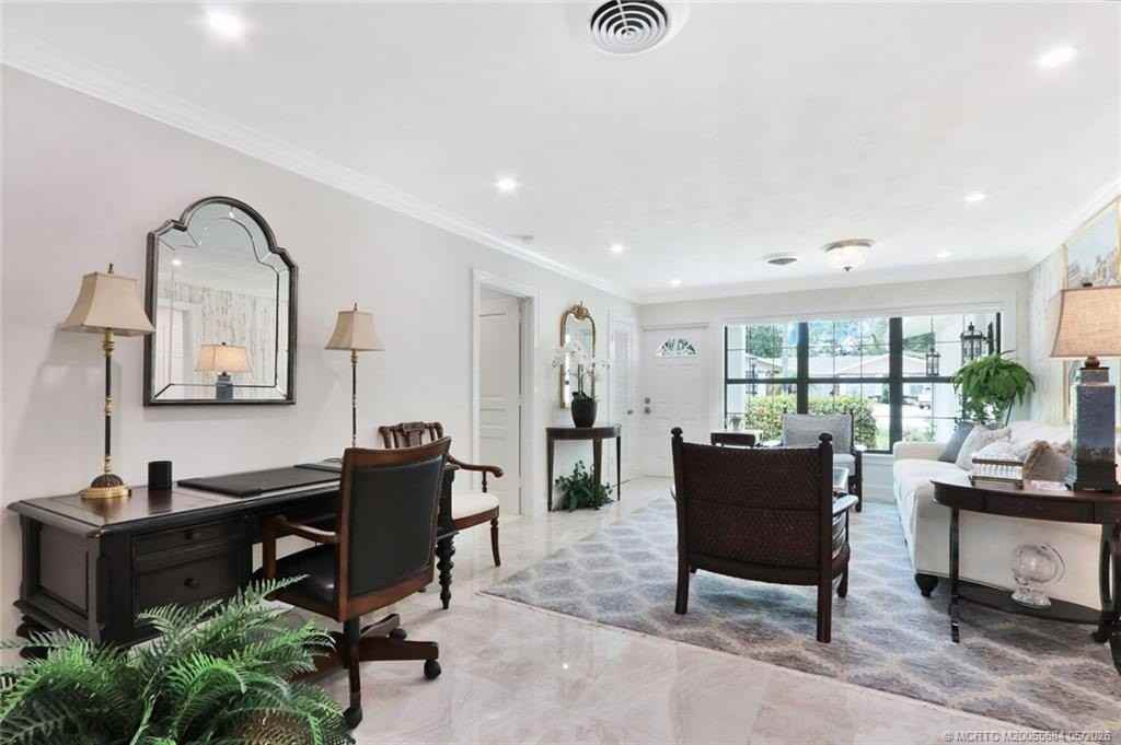 21 Emarita Way - Photo 6 of 36