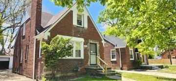 featured image of 15416 Eastwood St