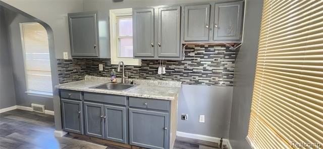 15416 Eastwood St - Photo 5 of 8