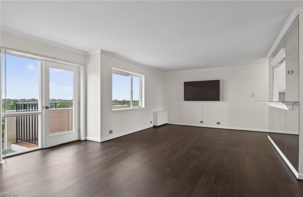 7320 Glenroie Ave #10E - Photo 6 of 50