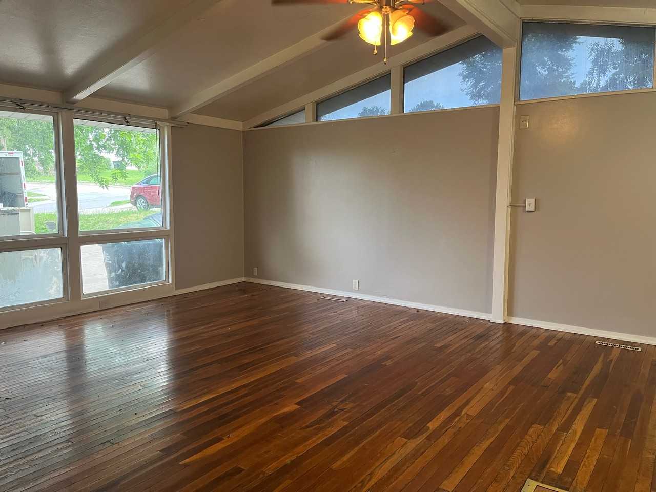 7422 Northridge Dr #1 - Photo 2 of 8