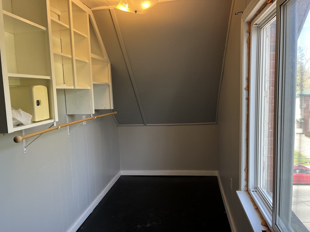 800 Water Street - Photo 2 of 14
