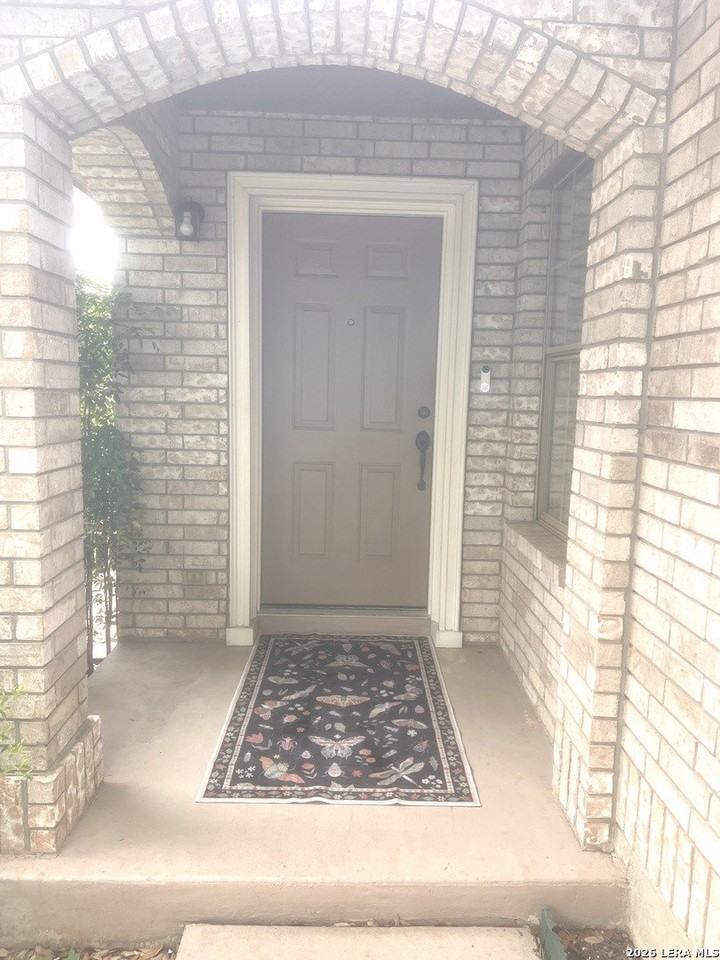1635 Canyon Parke Dr - Photo 2 of 28